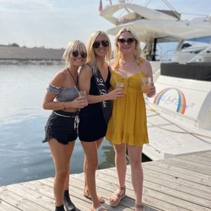 Meet your Posher, Halle